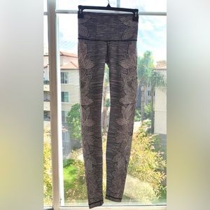 Lululemon WunderUnder High-Rise Dottie Tribe